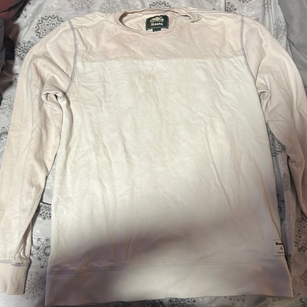 Roots Men’s crewneck